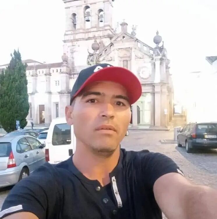  ,   Dima, 40 ,   ,   