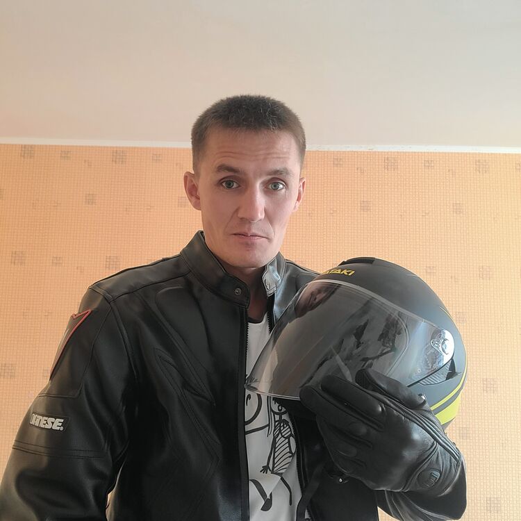  34933954  Sergei , 36 ,    
