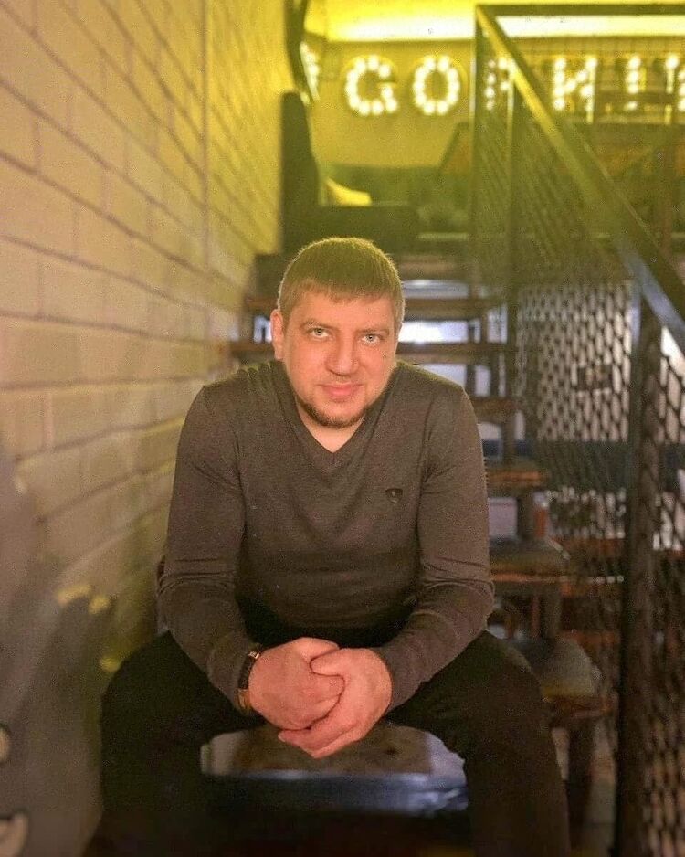  21801914  ALEXANDR, 43 ,    