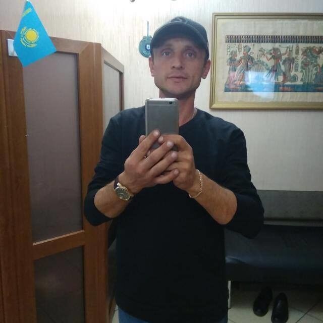  18128214  , 43 ,    