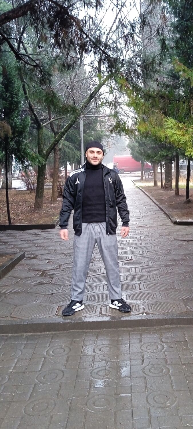  ,   Giga, 27 ,   ,   