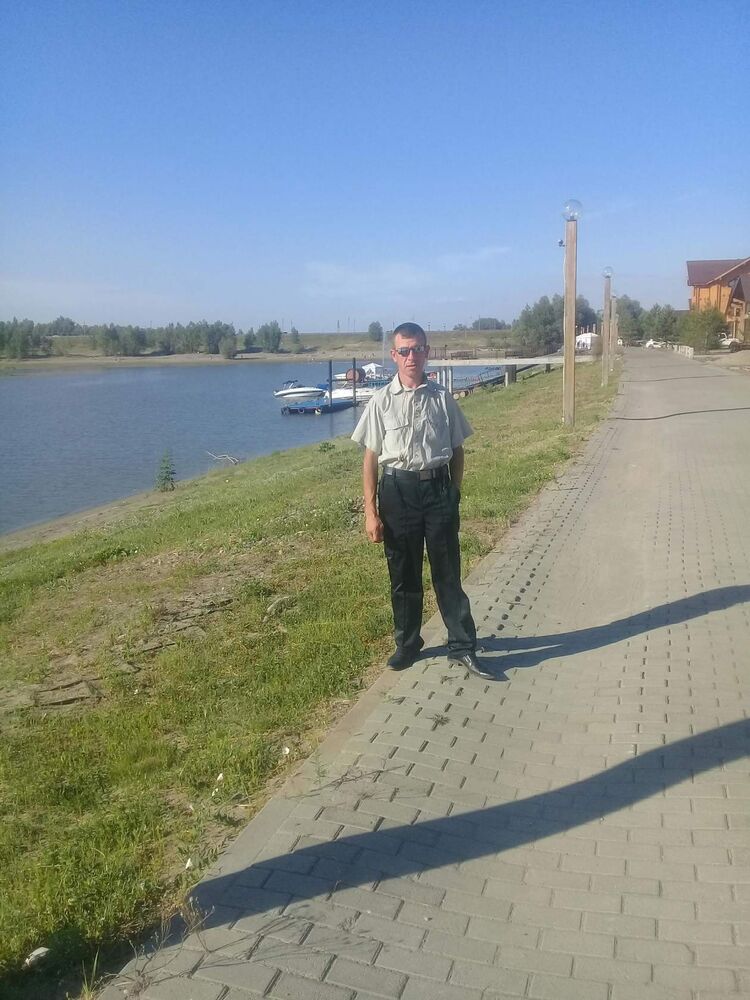  ,   Dmitrii, 43 ,   ,   , c 