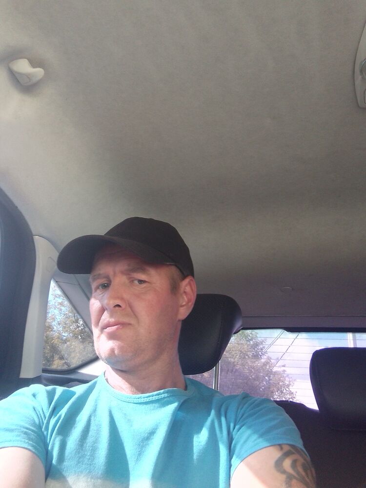  37704024  , 44 ,    