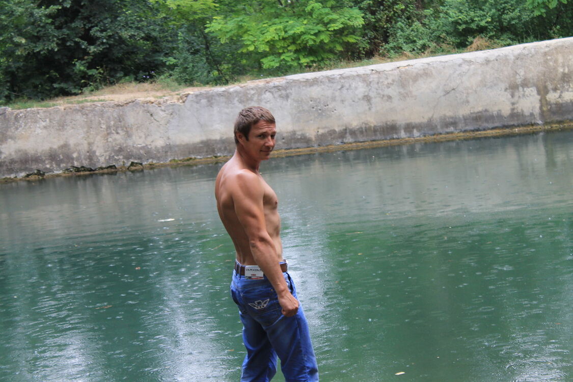  ,   Andre, 48 ,   ,   , c 