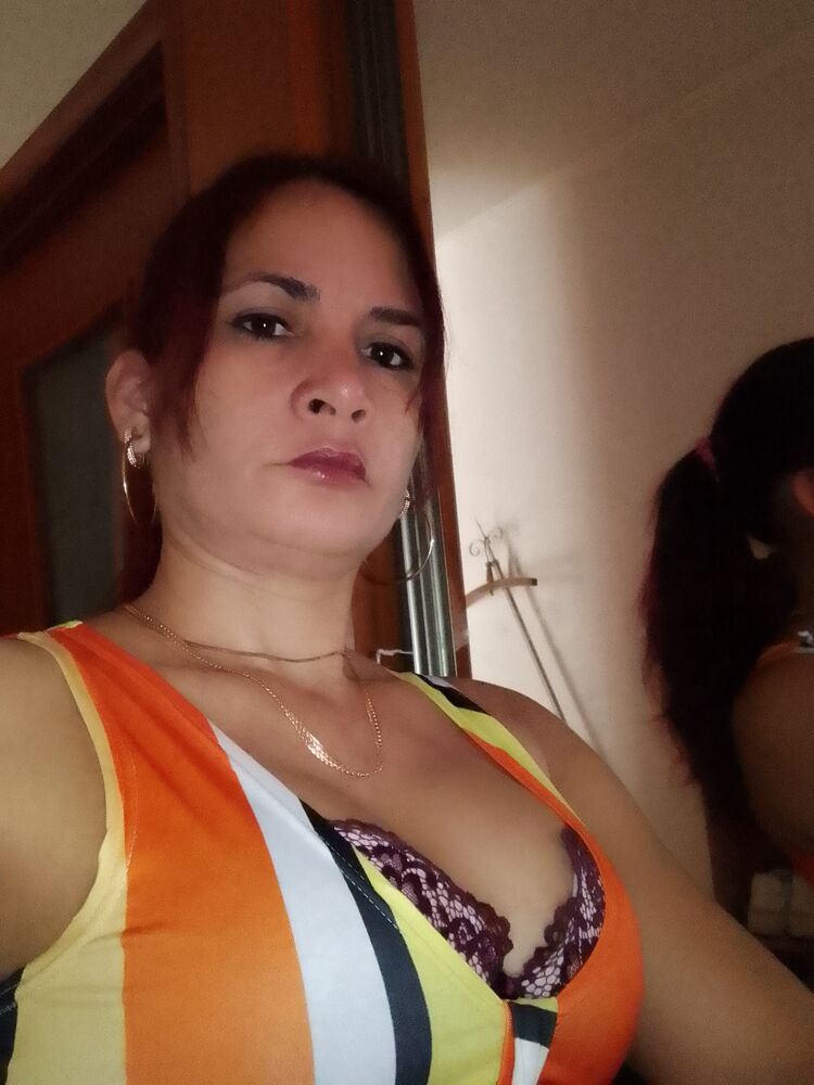 50597164  Dayelin, 41 ,    