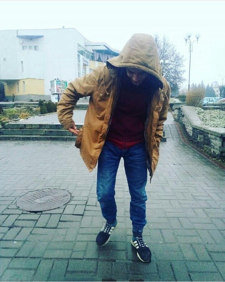  16609554  Dinis, 25 ,    