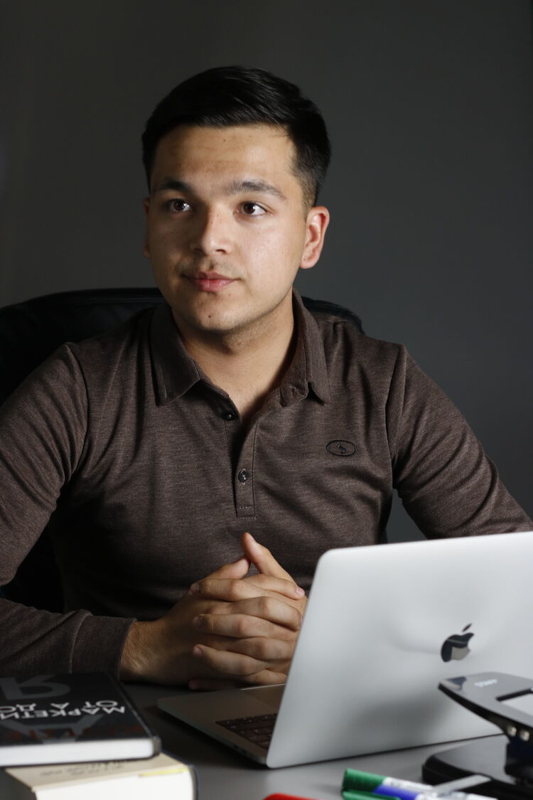  31792254  , 25 ,    -