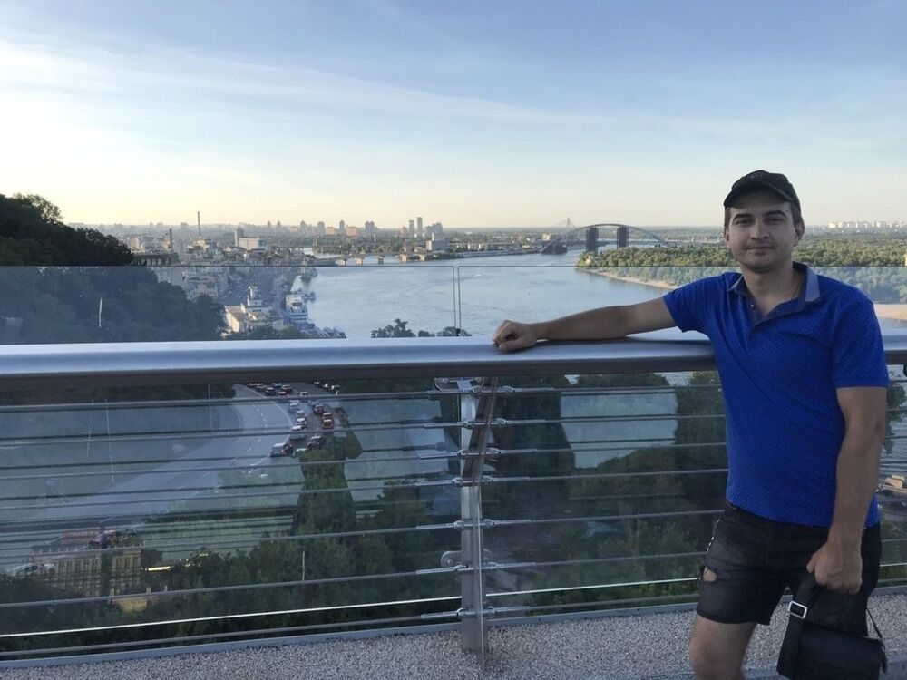  ,   Evgeniiezhak, 35 ,   ,   , c 