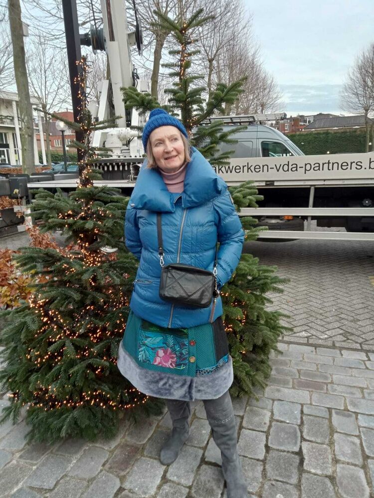  42517284  Livia, 79 ,    Turnhout