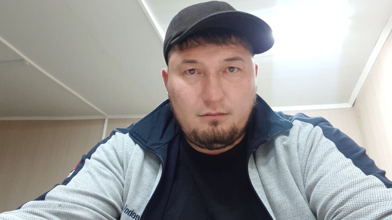  30033604  , 38 ,    
