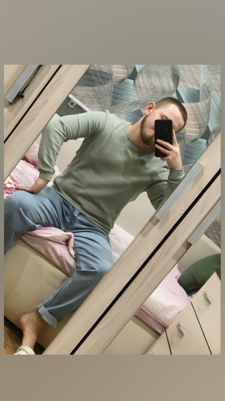  31778064  , 24 ,     