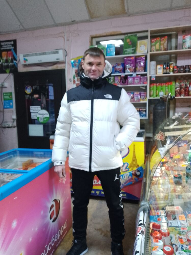  44083674  , 46 ,    
