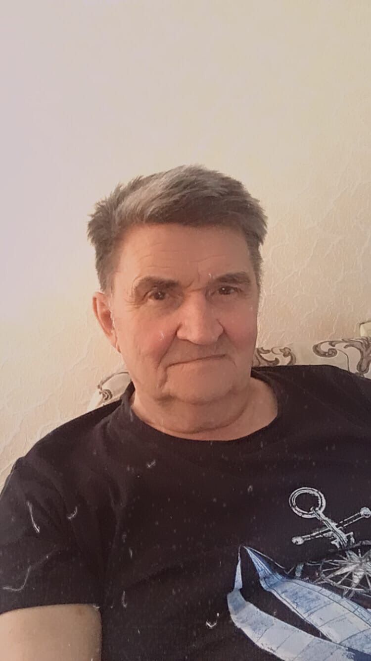  24891094  , 61 ,    