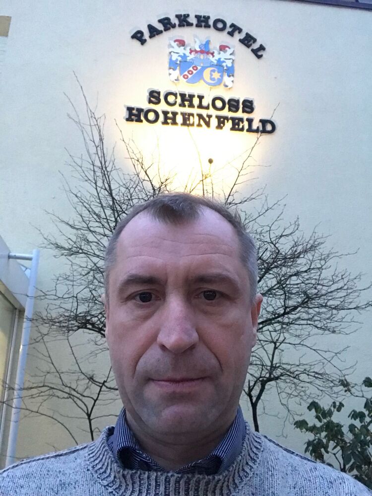  24050024  Sergejs, 53 ,    