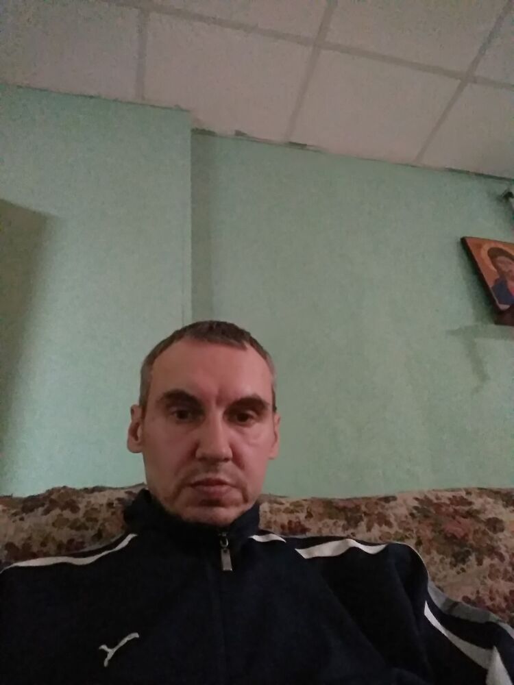  24818934  Aleksangr, 49 ,    