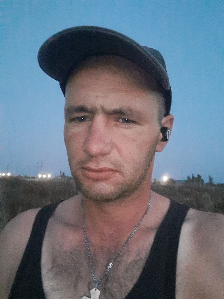  45647454  , 33 ,    