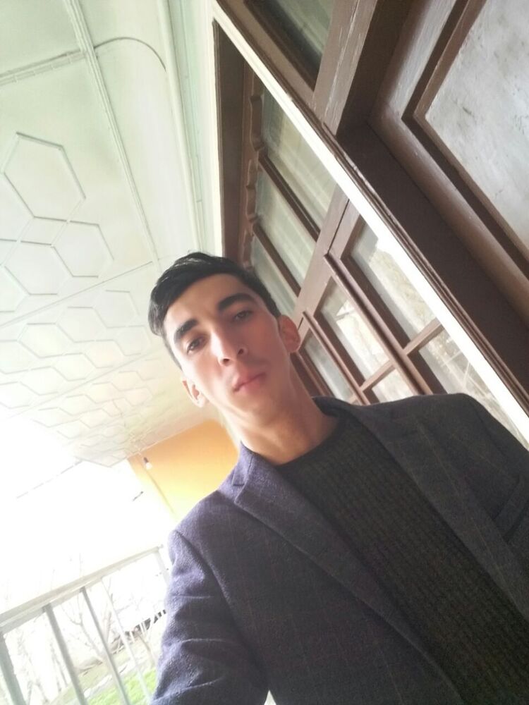  ,   Izzatullo, 30 ,   ,   