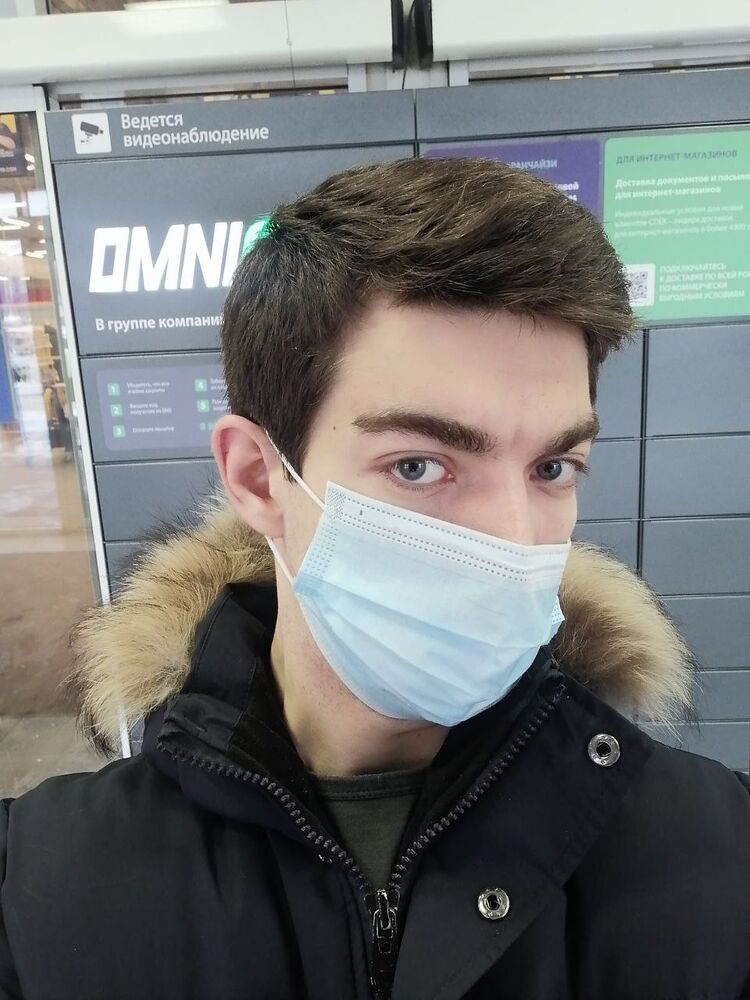  31081944  Ivan, 29 ,     