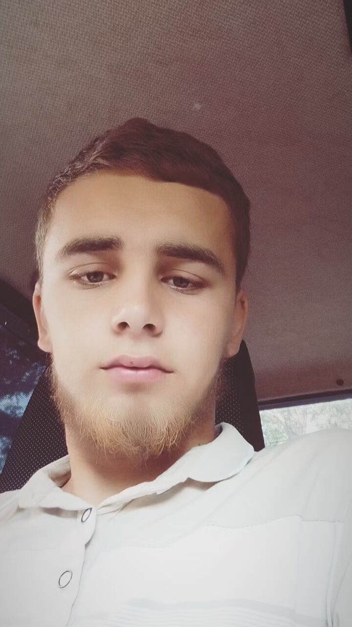  34999484  Aziz Bek, 23 ,    