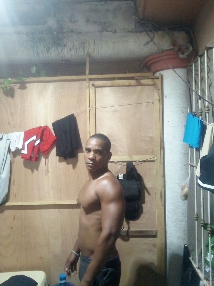  -,   Yeinier, 27 ,   ,   