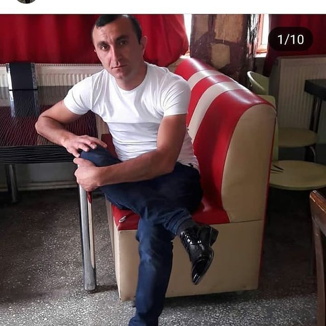  41749254  Anar, 37 ,    