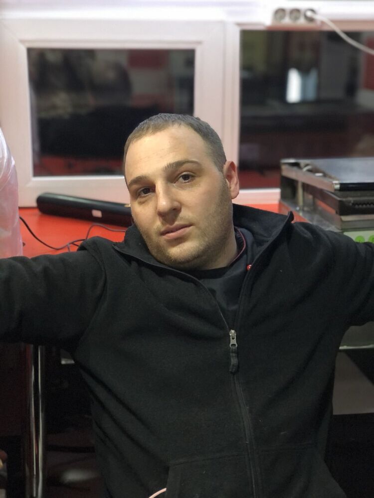   ,   Vardan, 34 ,   ,   