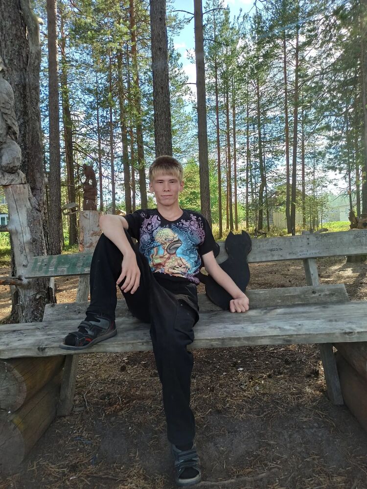  ,   Ivan, 22 ,   ,   , c 