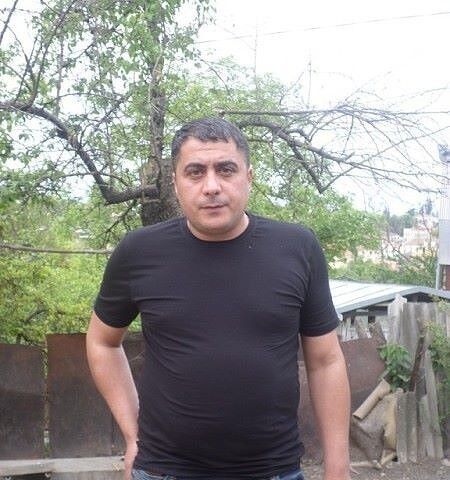  11728754  Gurami, 47 ,    