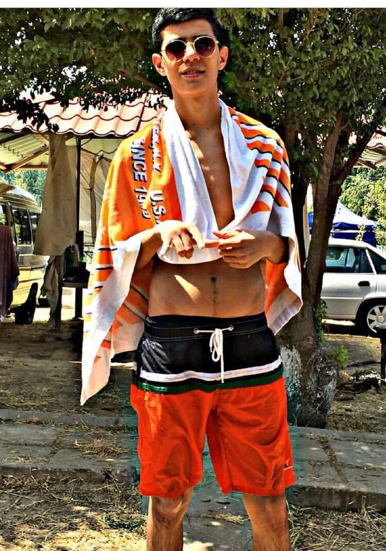  10750134  Mirzabek, 34 ,    