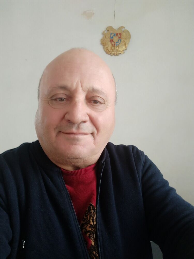  ,   Ando, 59 ,   