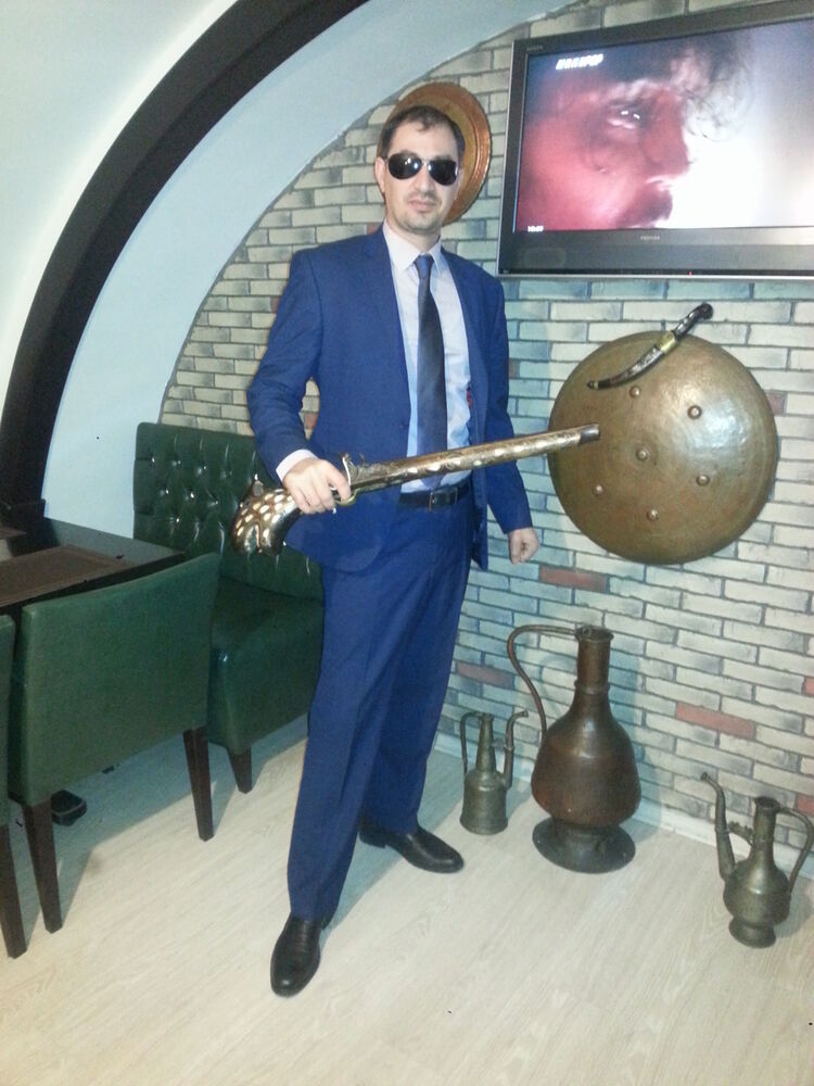  7424314  Barat, 44 ,    
