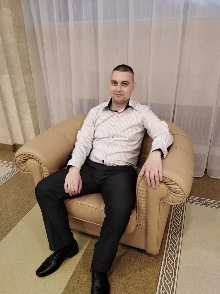  38168594  Sergey, 33 ,    