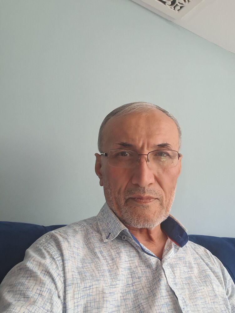  38924704  Ali, 55 ,    