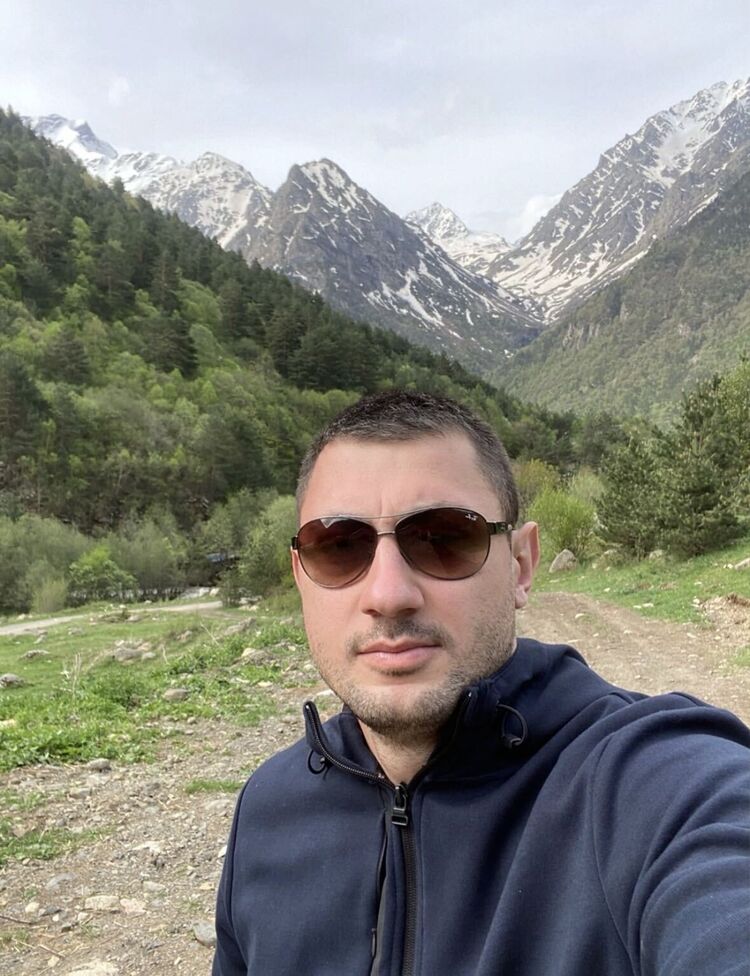  ,   Soltan, 34 ,   ,   