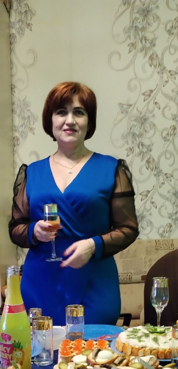  ,   Lina, 54 ,     , c 