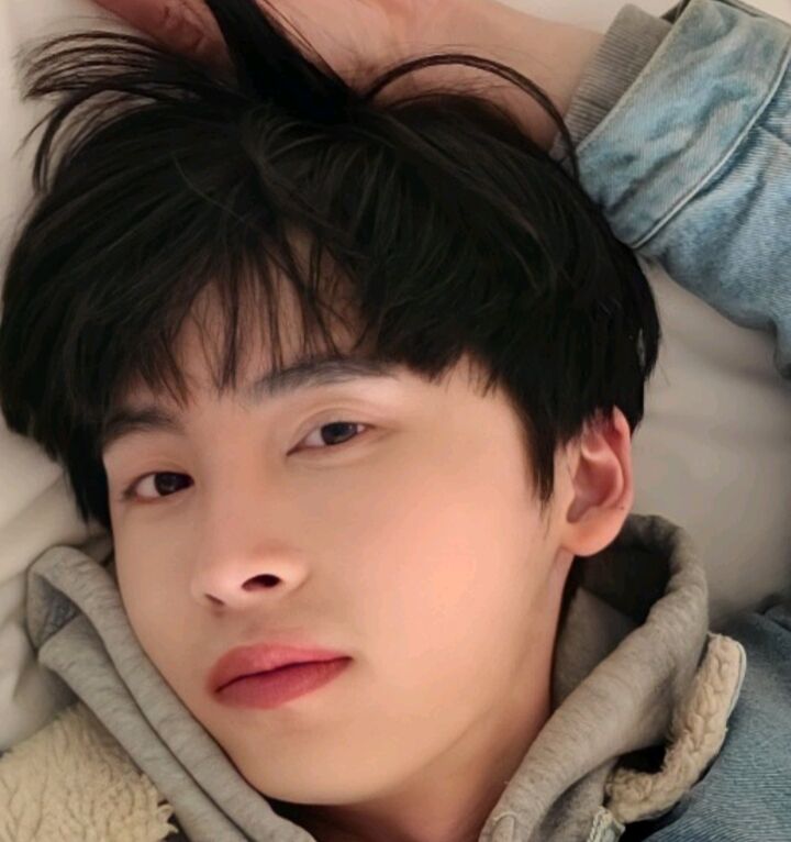  ,   Hajoon, 23 ,     , 