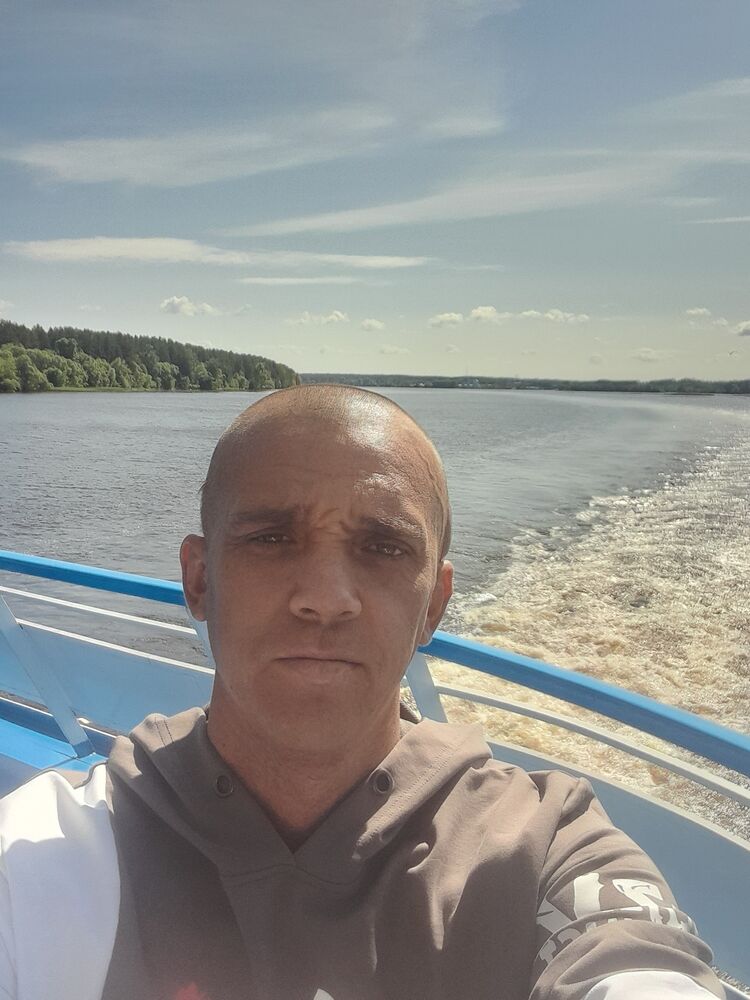  ,   Ivan, 41 ,   ,   