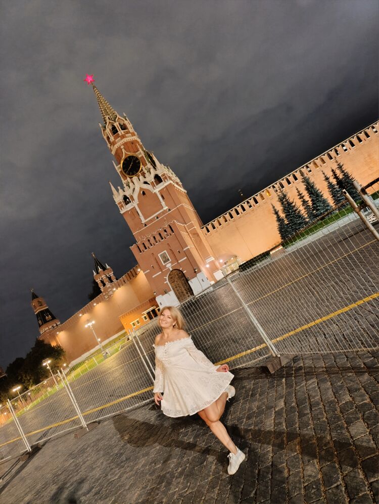  ,   Elena, 41 ,     , c 