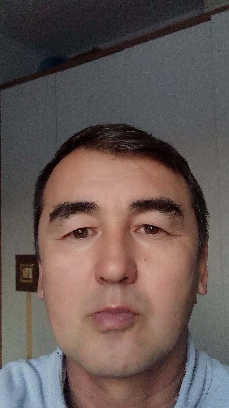  ,   Maks, 49 ,   ,   