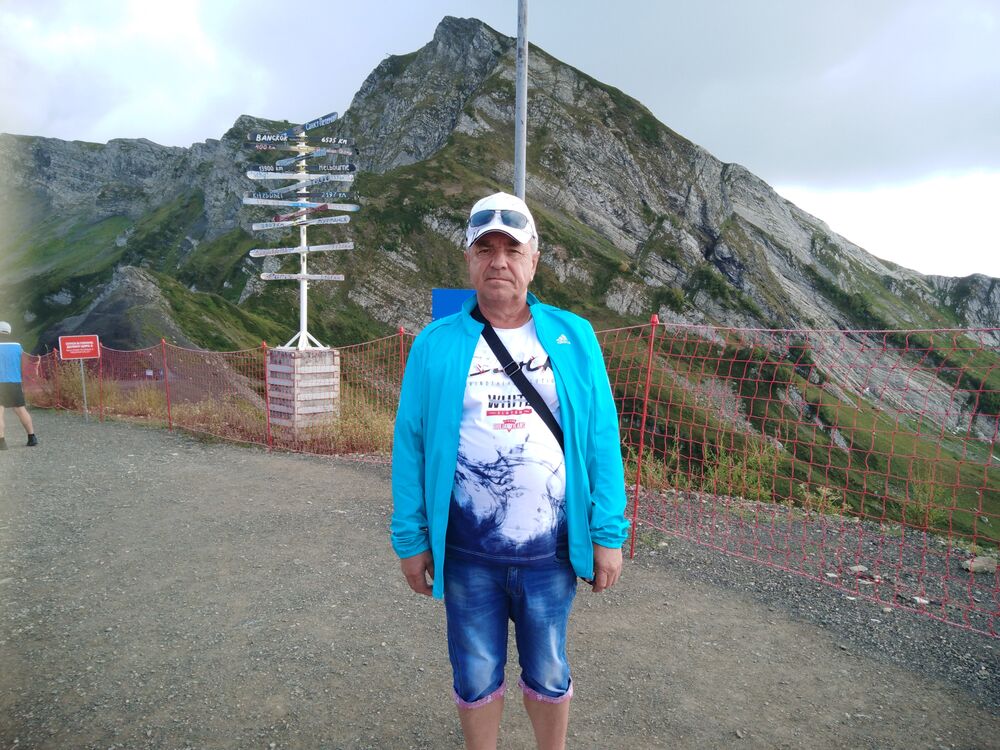  24080584  , 65 ,    
