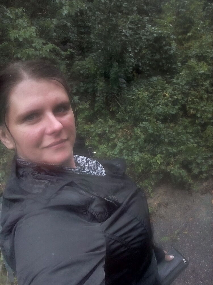  14456334  Vika, 40 ,    