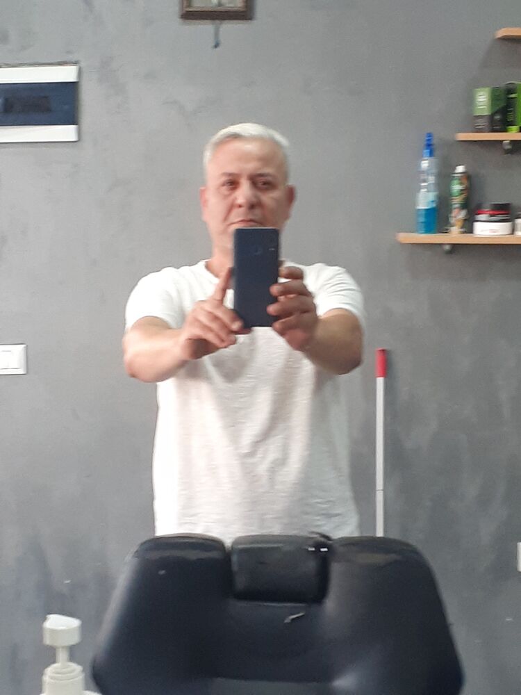 48304644  Selim, 45 ,    