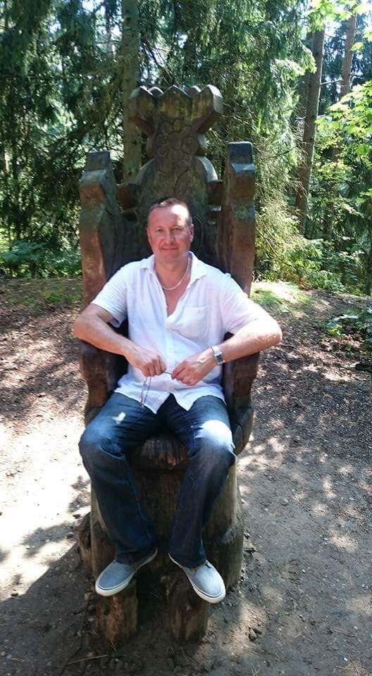  Abbots Langley,   Saulius, 51 ,   
