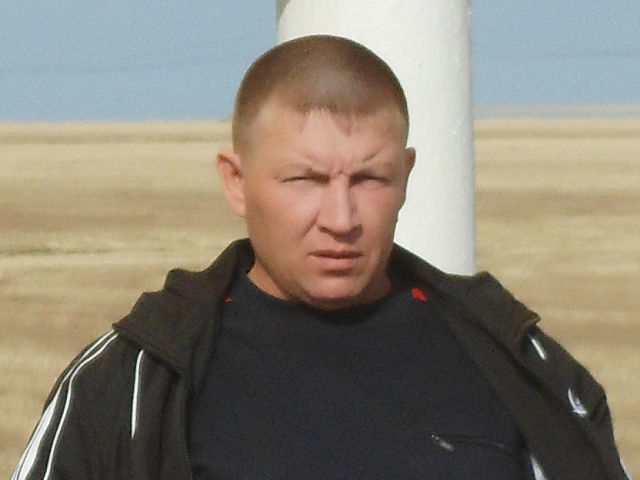  ,   Andrei, 47 ,   ,   , c , 