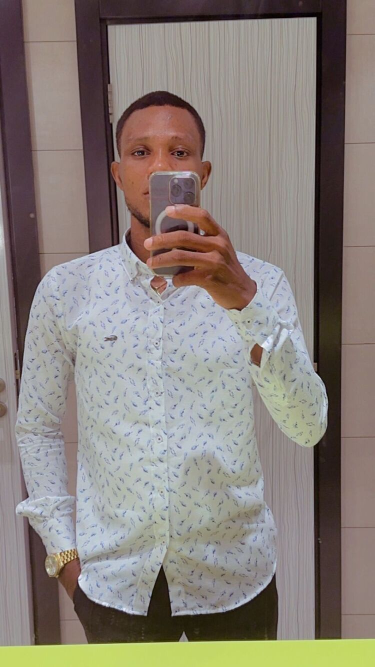  48572584  , 30 ,    