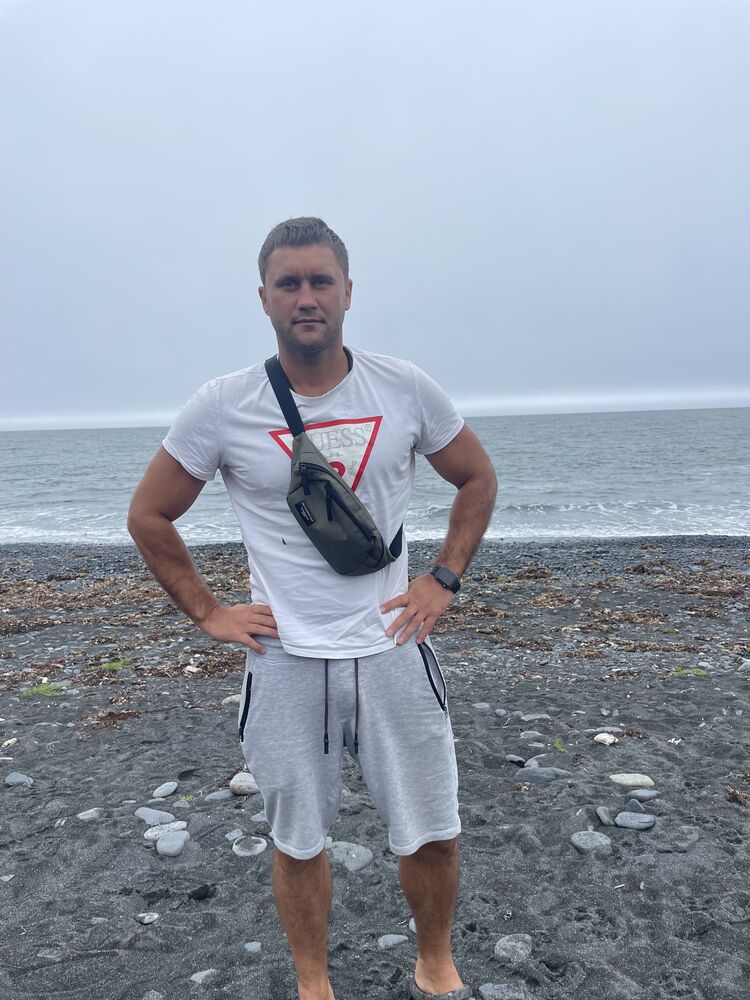  ,   Neznakomec, 31 ,   ,   , 