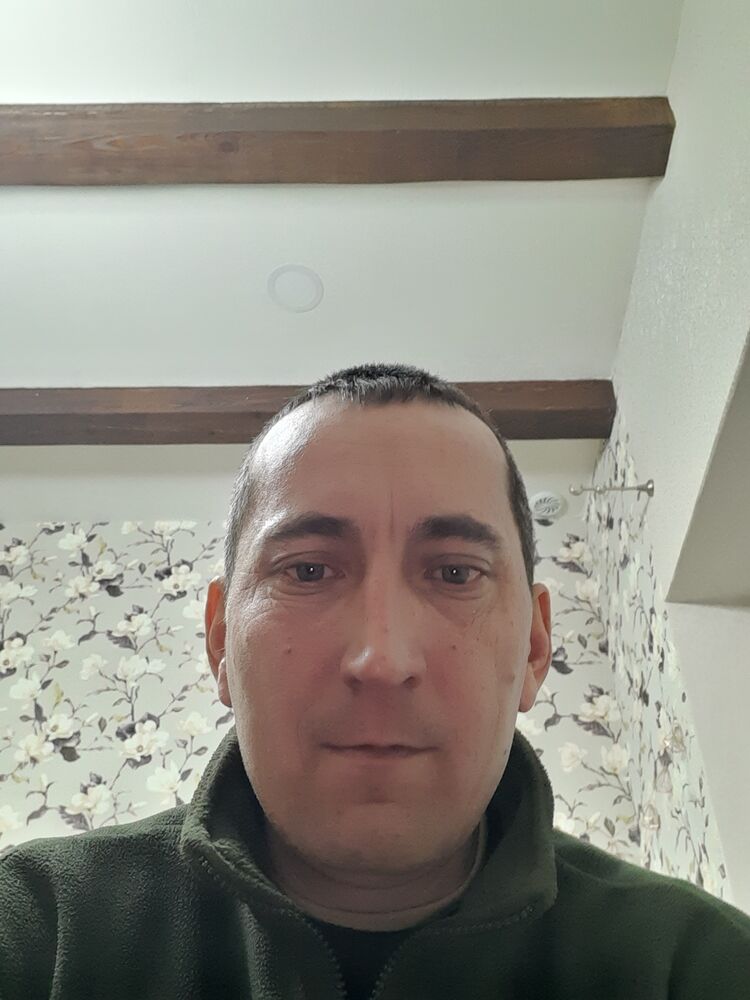  32353454  , 39 ,    