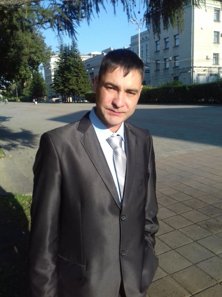  47853514  Dzhoker, 42 ,    