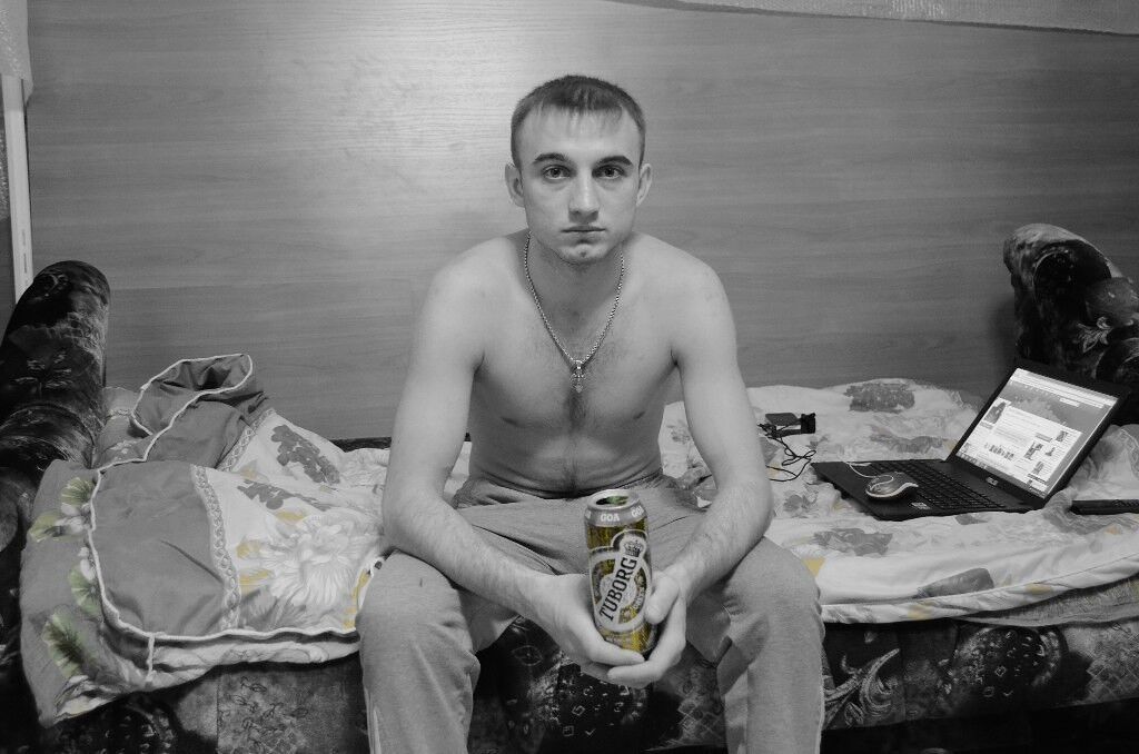  ,   Ivan, 33 ,   ,   , c 