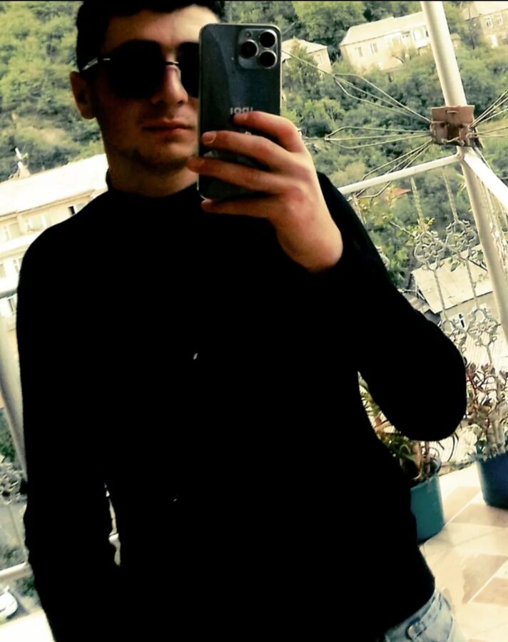  46535364  , 22 ,    